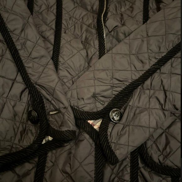 Burberry quilted jacket - Picture 3 of 6